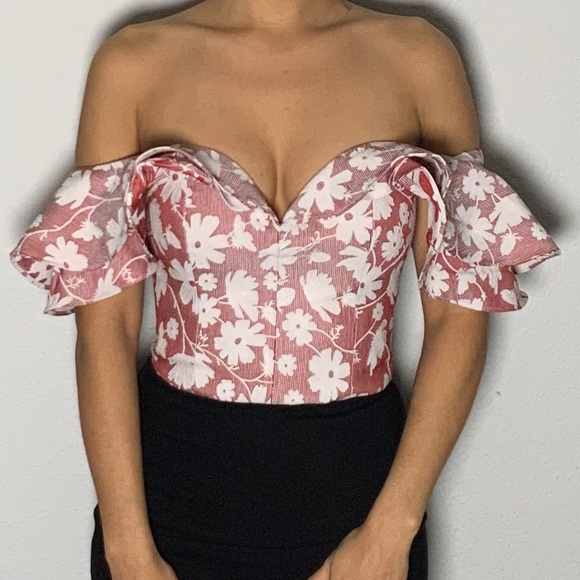 Ever New Crop Top - Picture 2 of 8